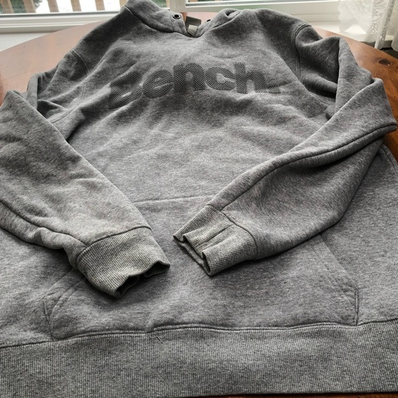 Bench Gray Fleece-Lined Sweatshirt/ hoodie size medium- gently used - Picture 2 of 10
